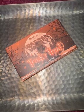 Glamlite Trick'r Treat blush  Palette -